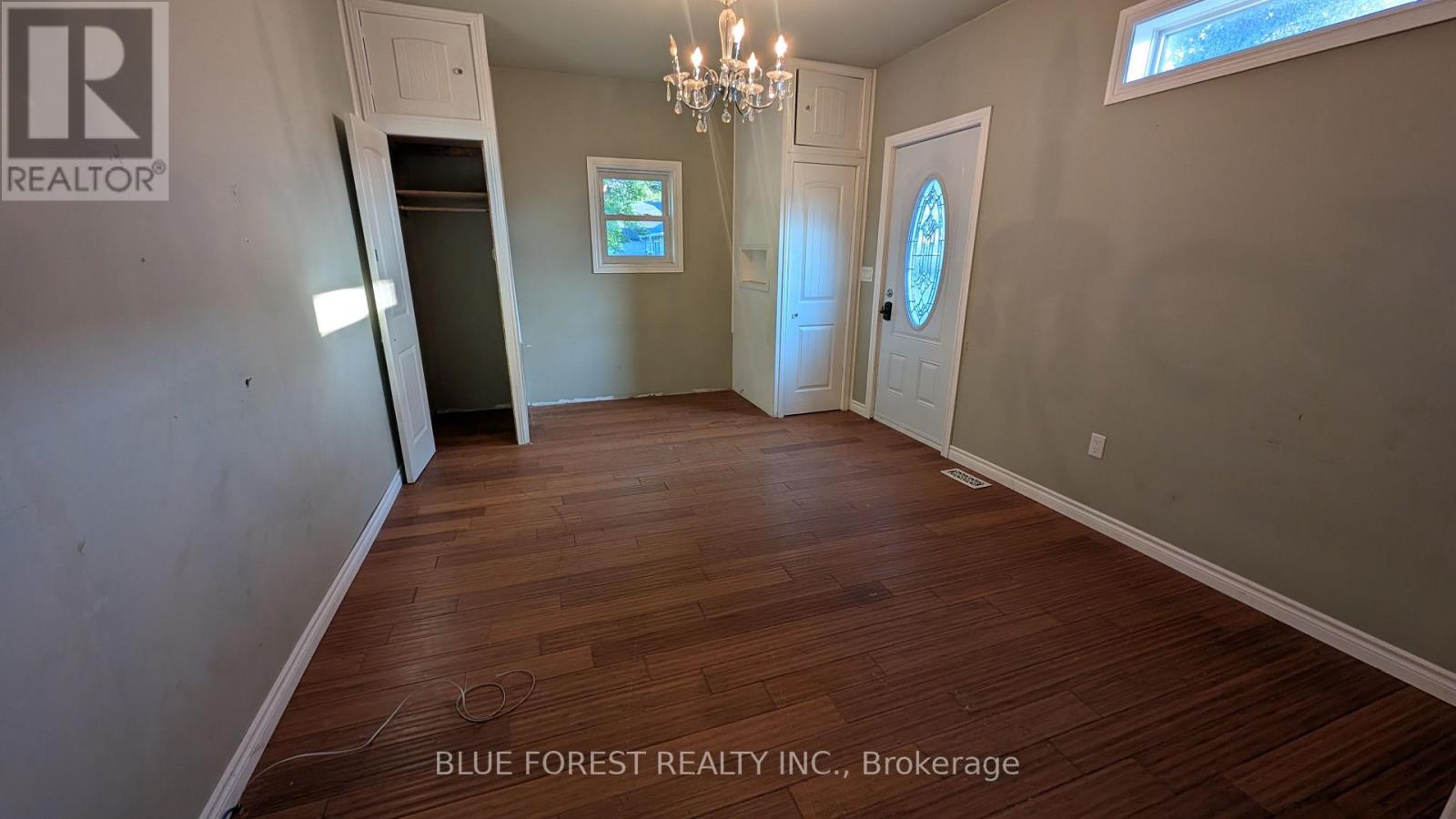 662 FRANCES STREET - 9