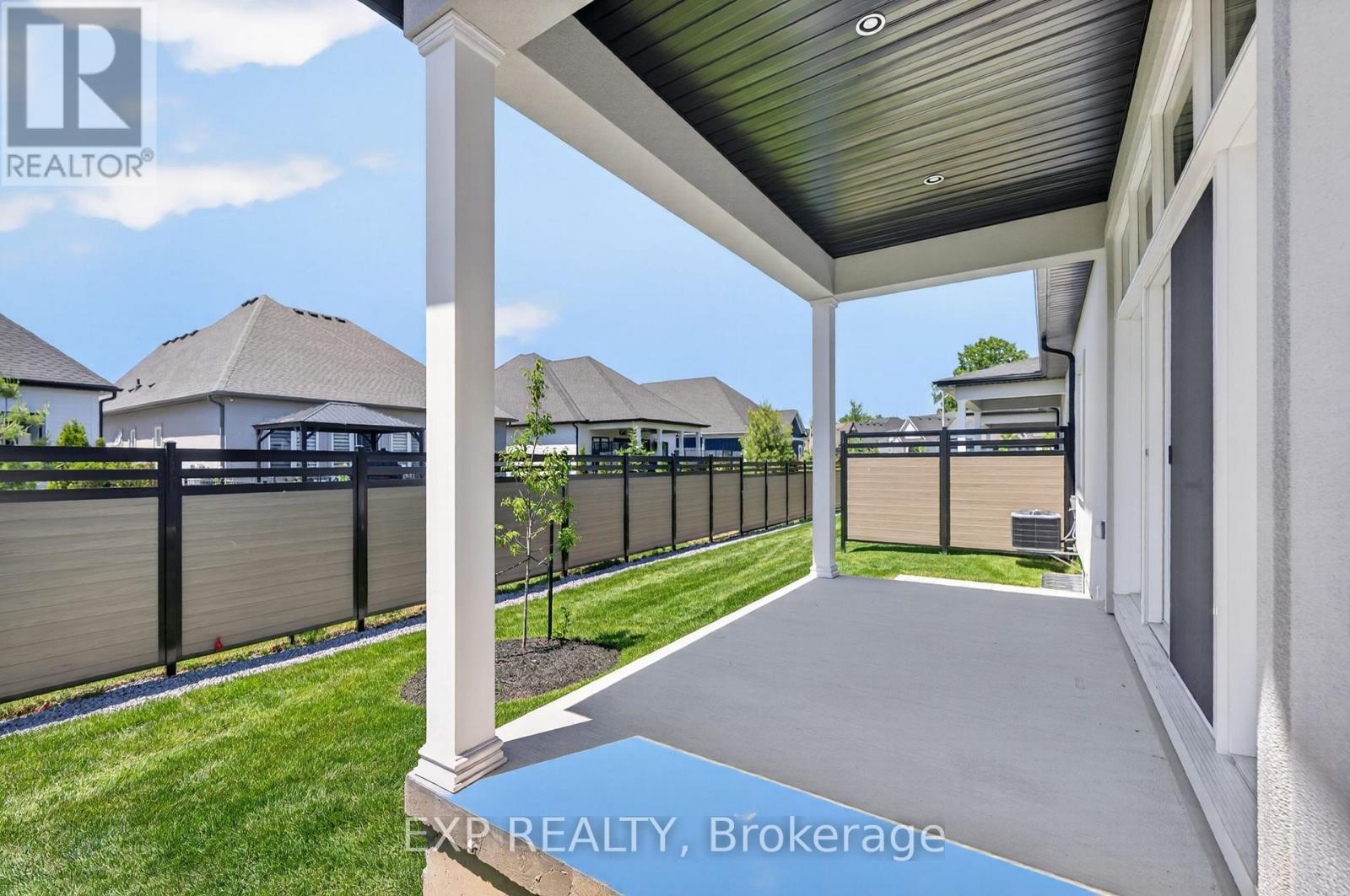 8 BUTTERNUT CRESCENT - 12