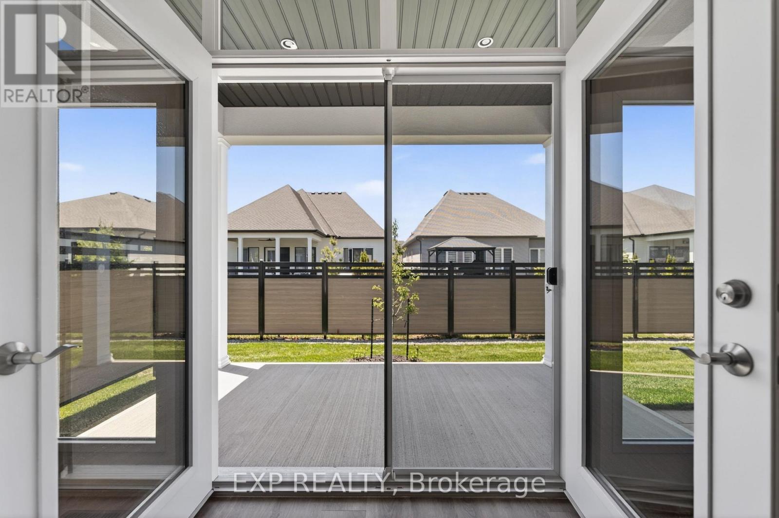 8 BUTTERNUT CRESCENT - 13
