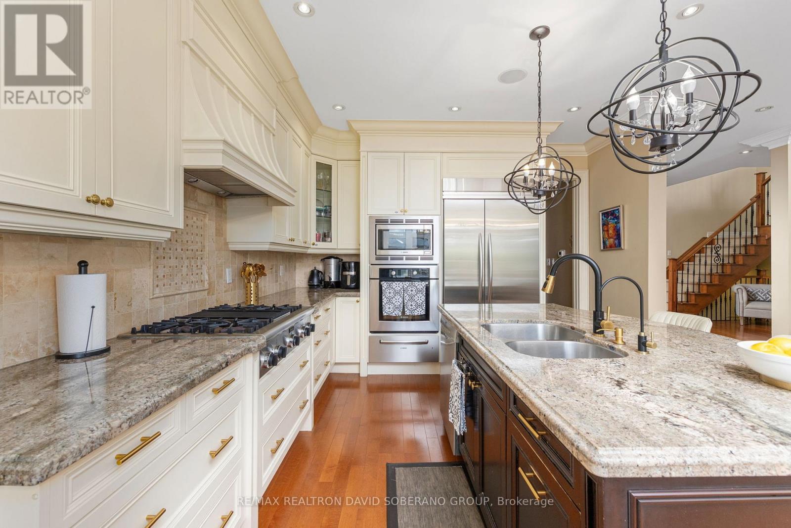 17 MARWILL STREET - 13