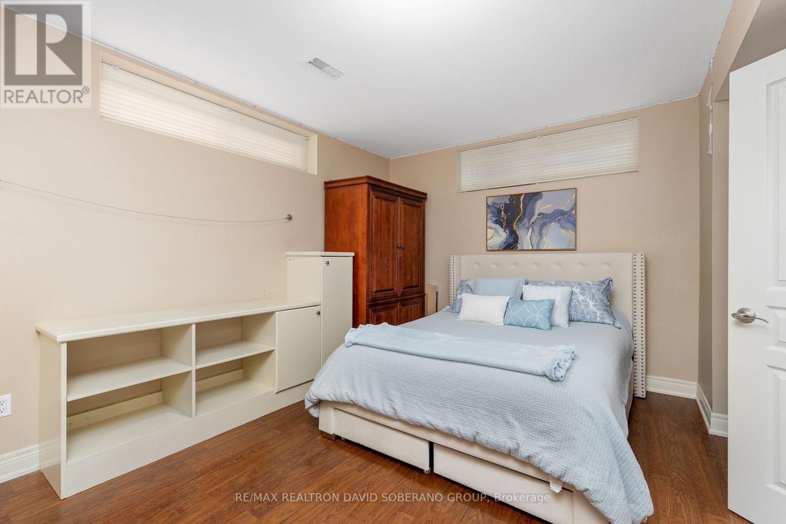 17 MARWILL STREET - 34
