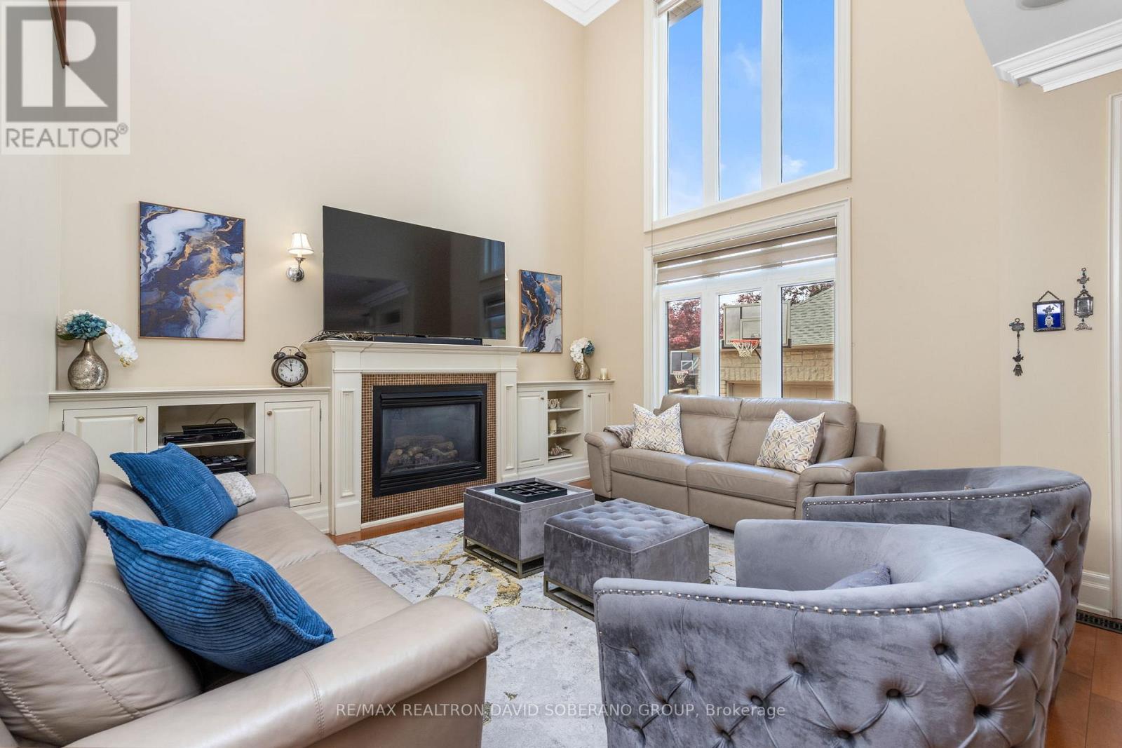 17 MARWILL STREET - 16