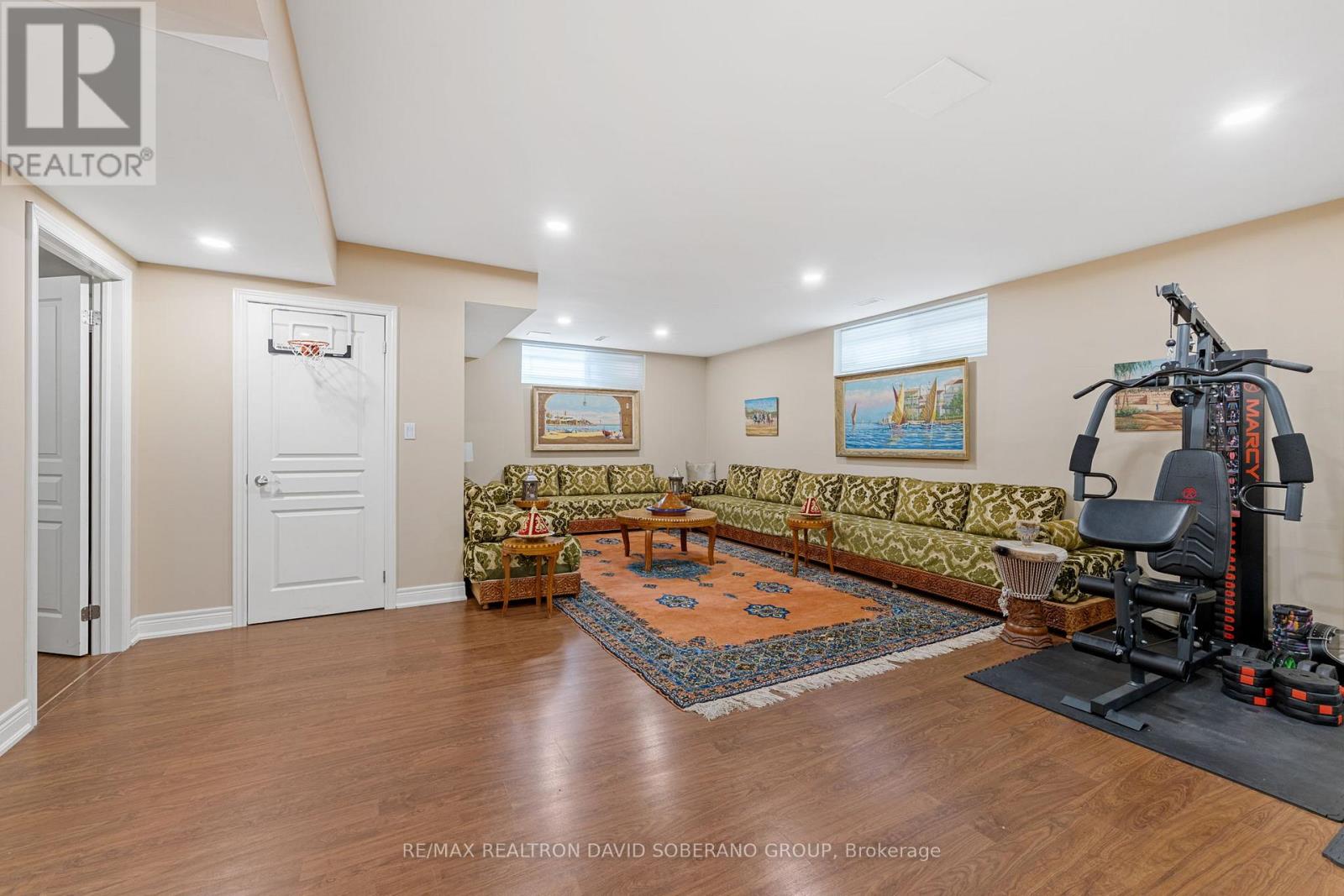 17 MARWILL STREET - 32
