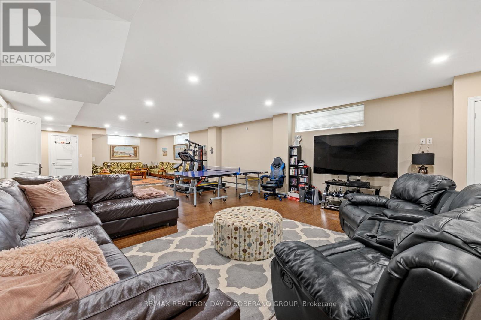 17 MARWILL STREET - 36