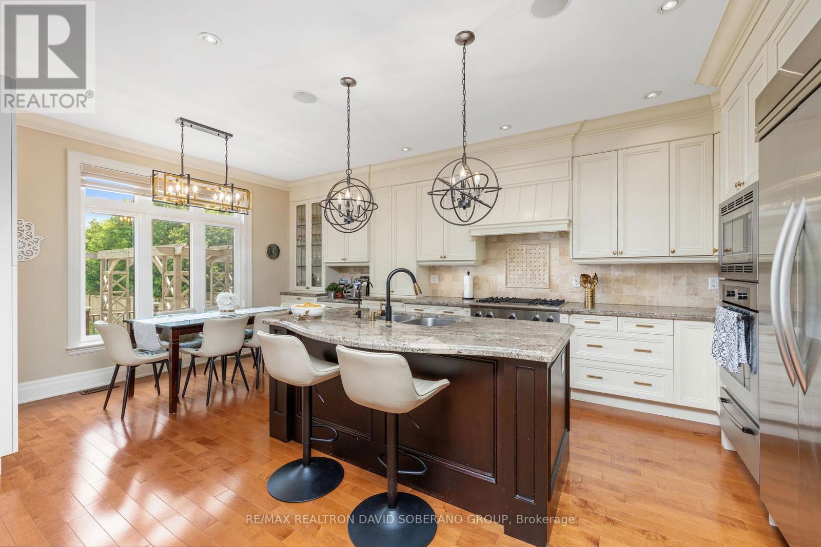 17 MARWILL STREET - 9
