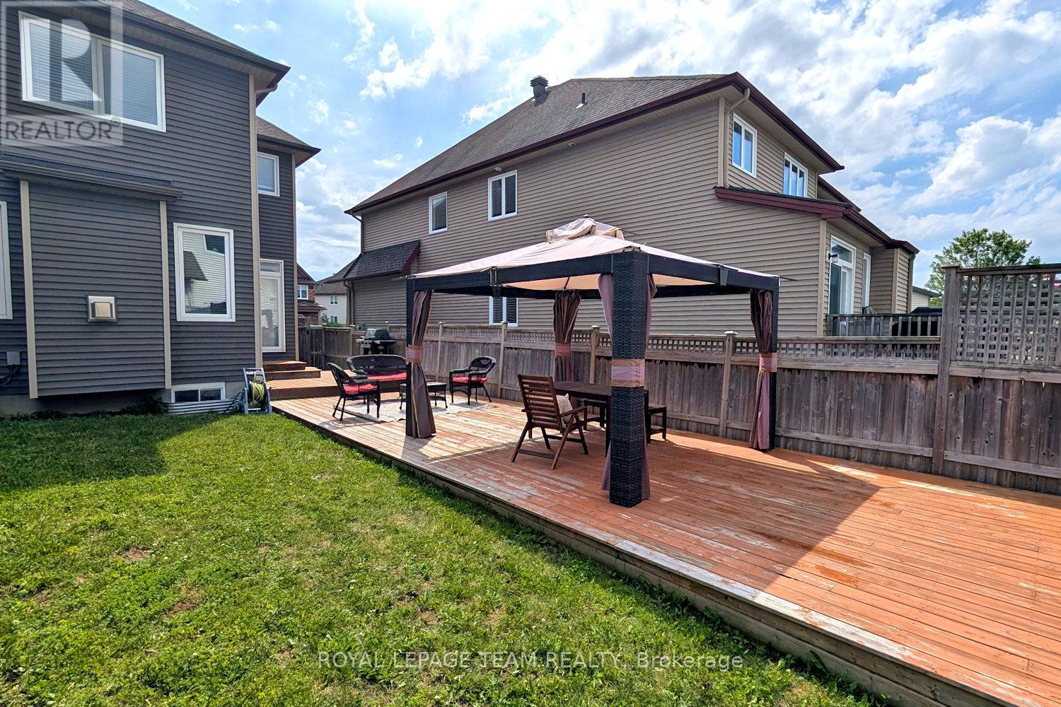 3 Bed, 3 Bath House for Sale in Ottawa – 1591 CARRONBRIDGE CIRCLE, Ottawa – MLS# X13209428 - Image 42
