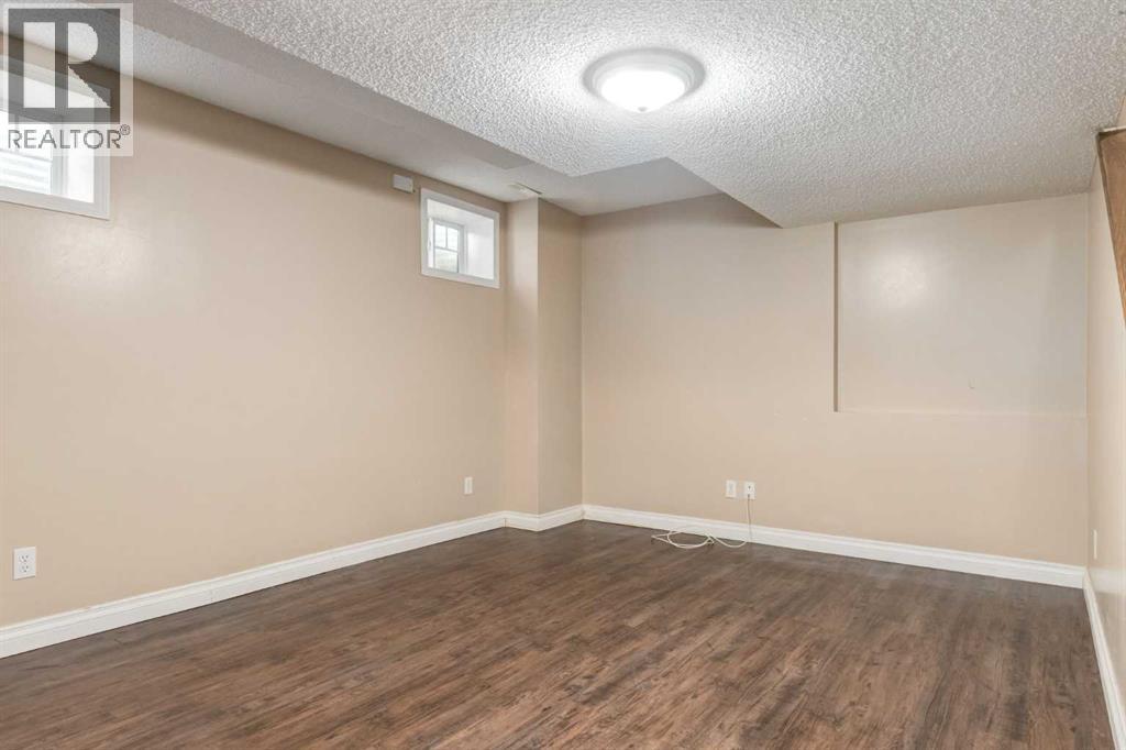 109 Hidden Creek Gardens NW - 34