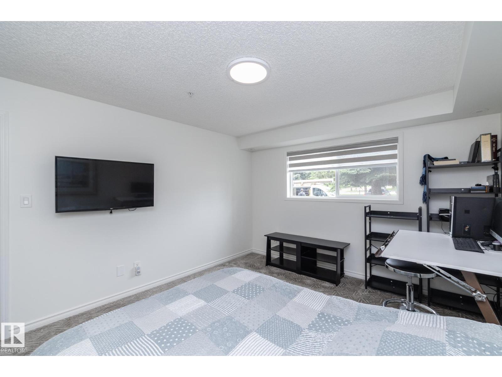 #111 182 HADDOW CL NW — photo 11