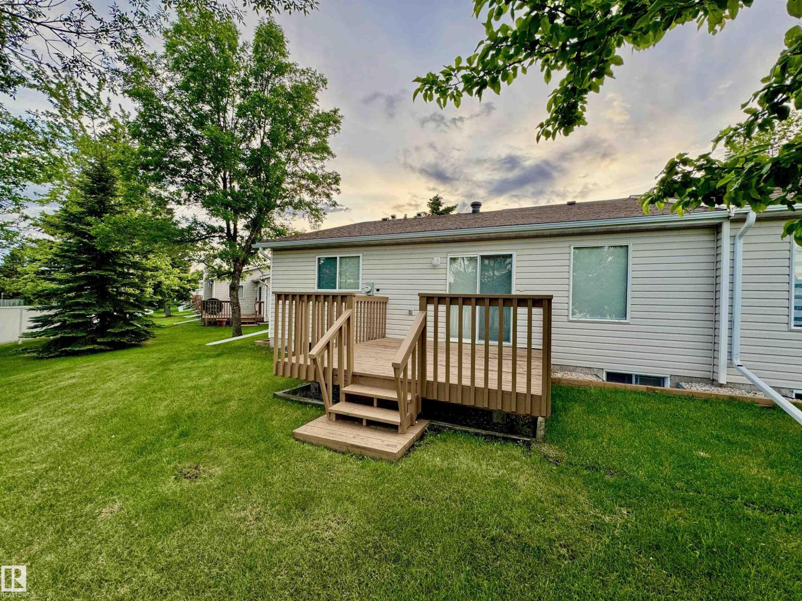8118 27 AV NW - 10