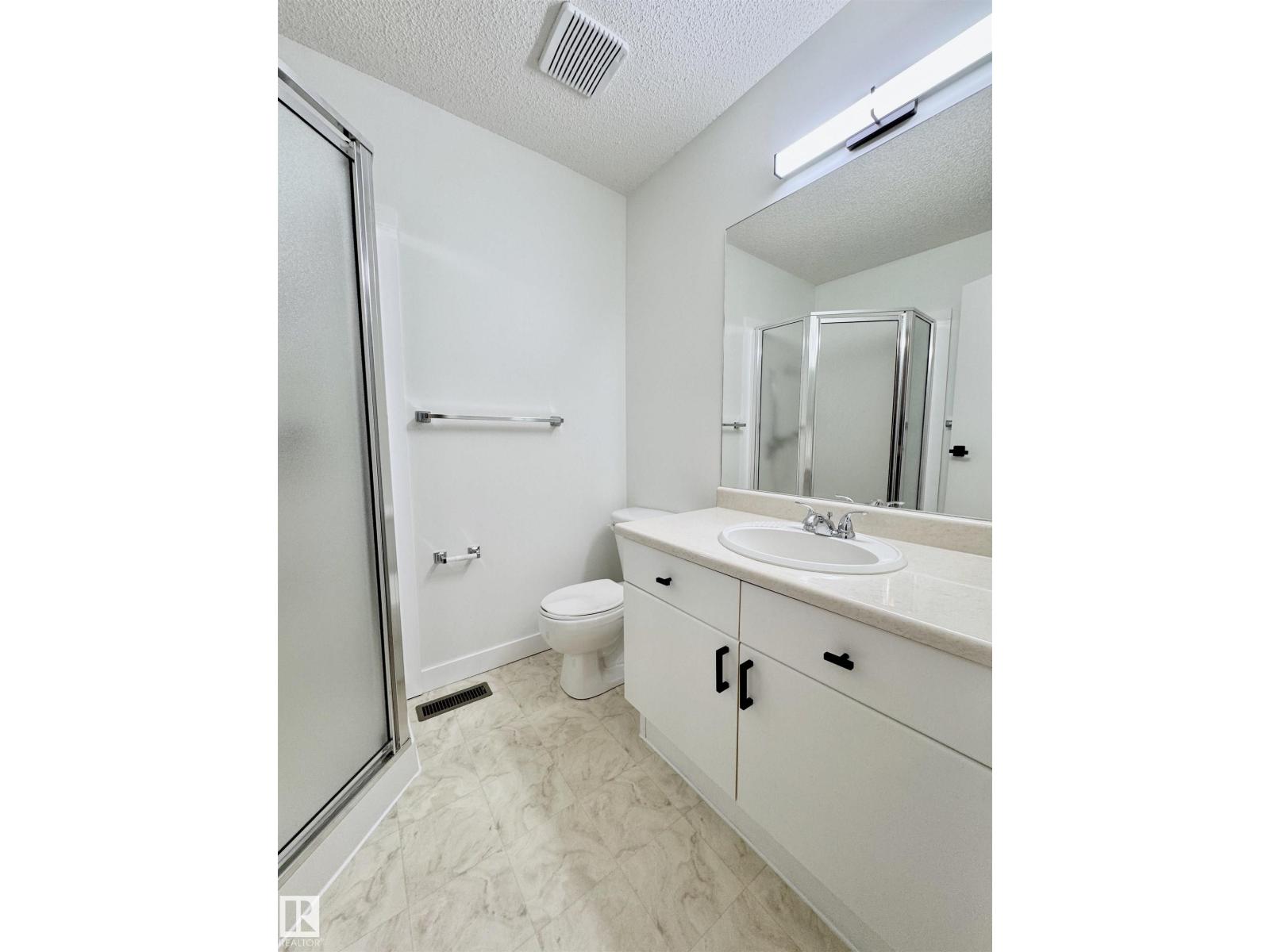 8118 27 AV NW - 21
