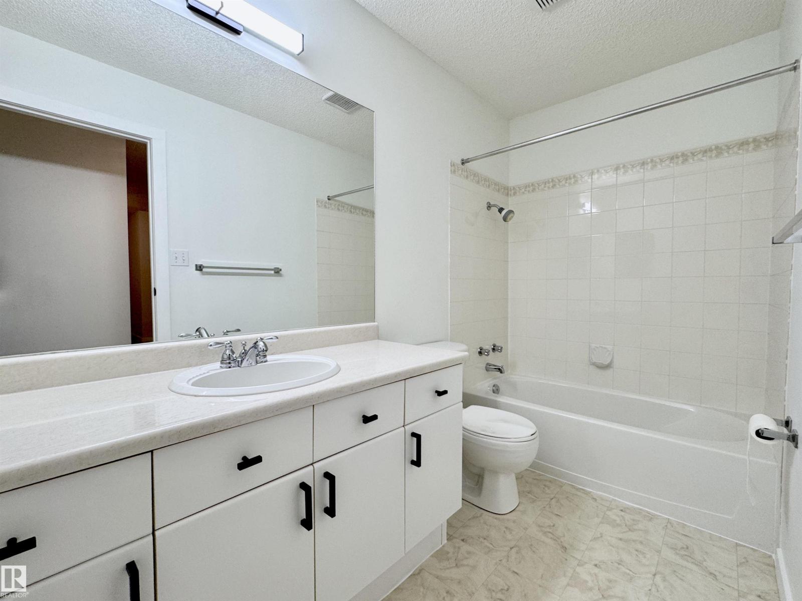 8118 27 AV NW - 28
