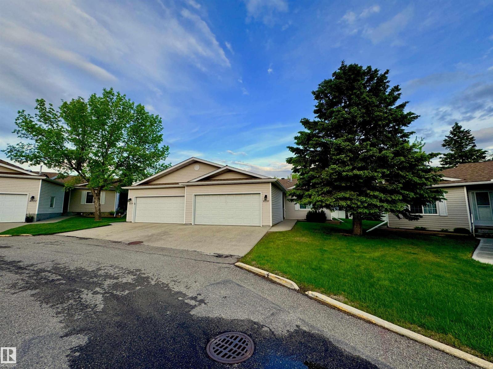 8118 27 AV NW - 6