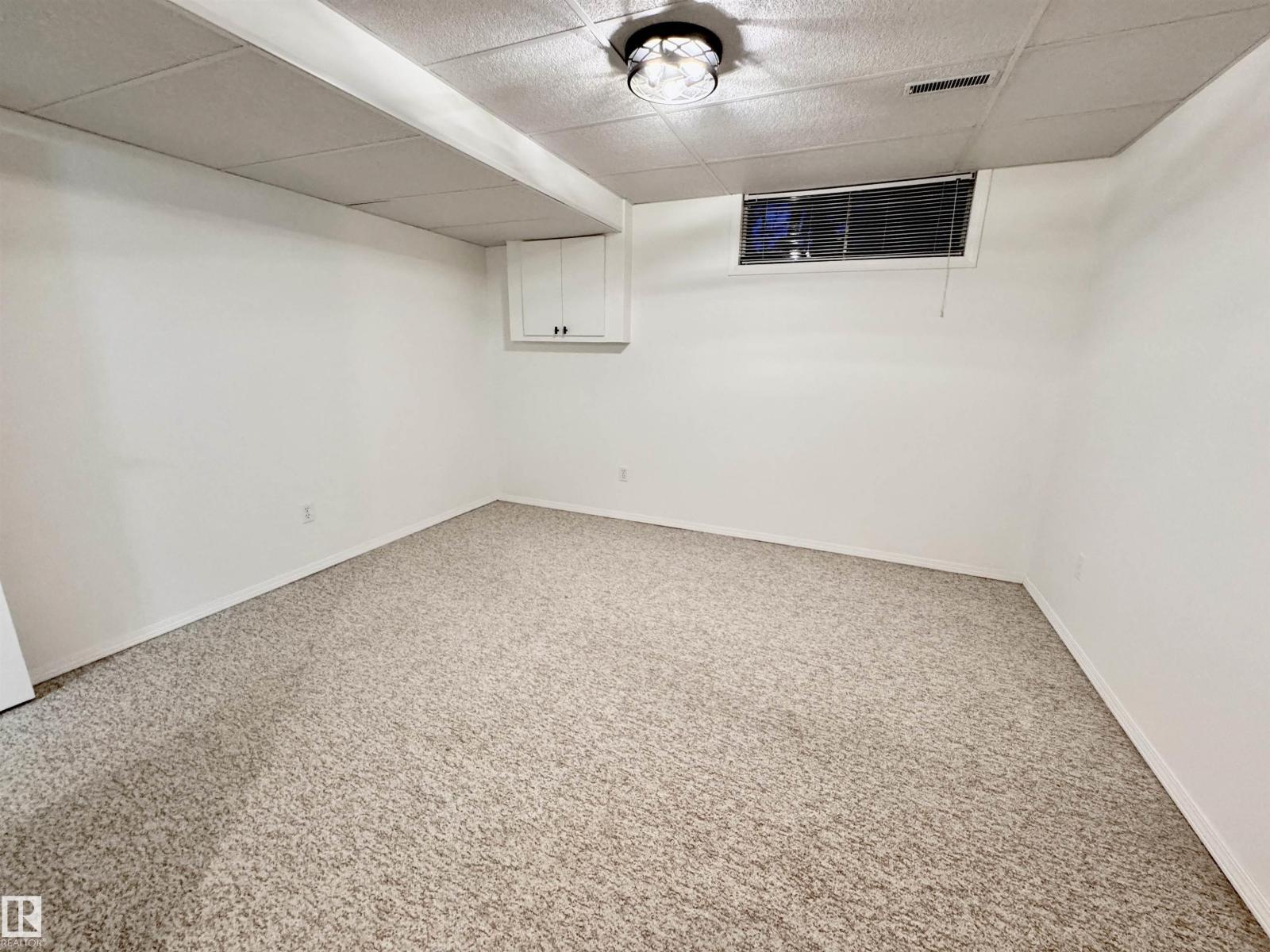 8118 27 AV NW - 50