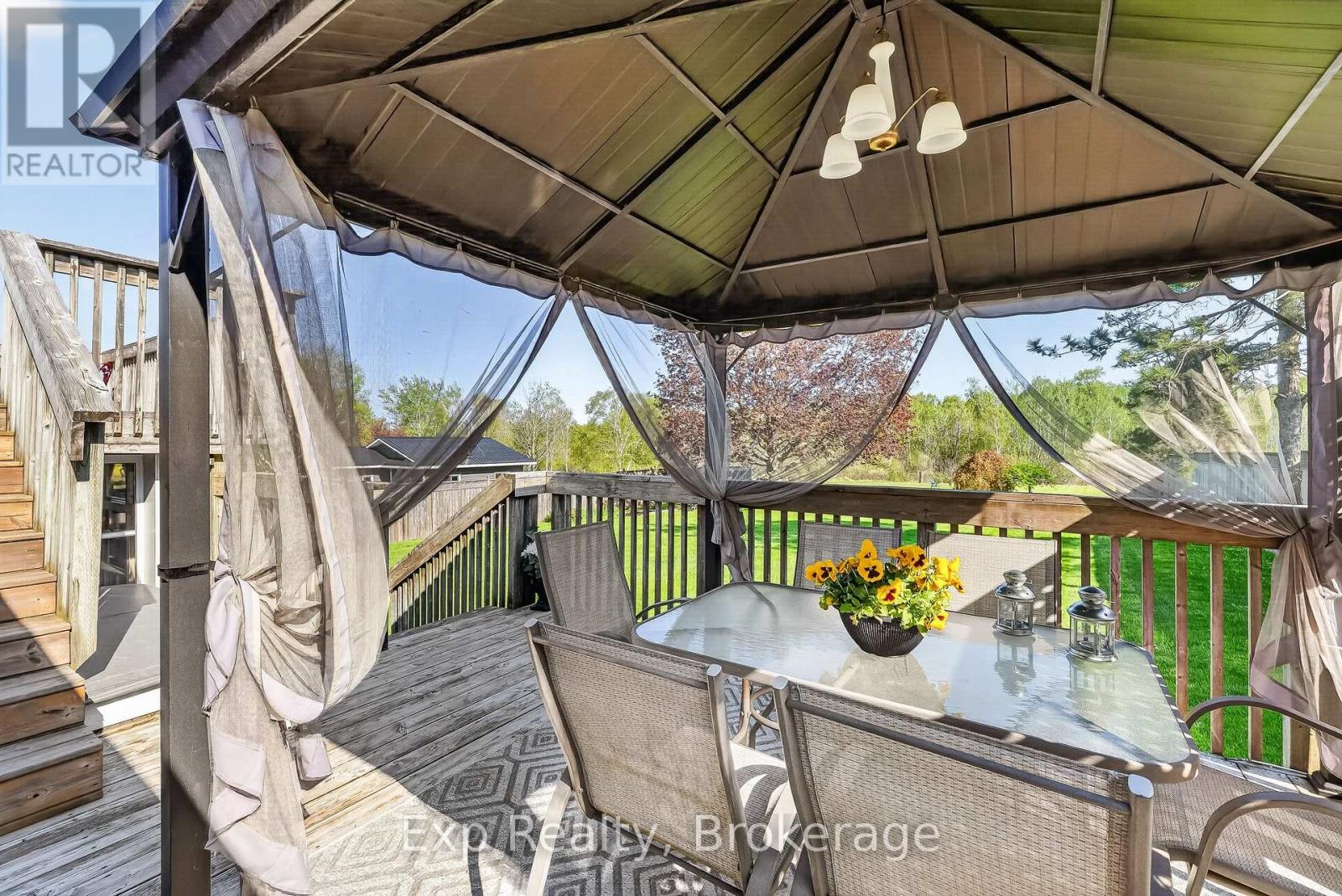 1175 LAKESHORE ROAD - 40