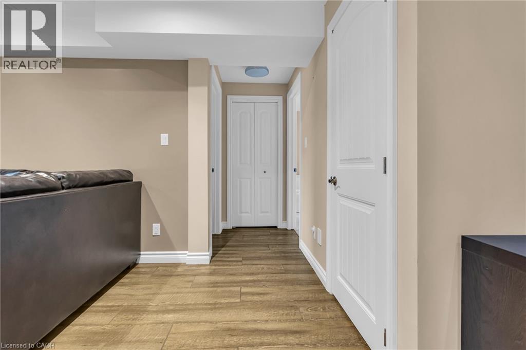 54 PEBBLE BEACH Court - 25
