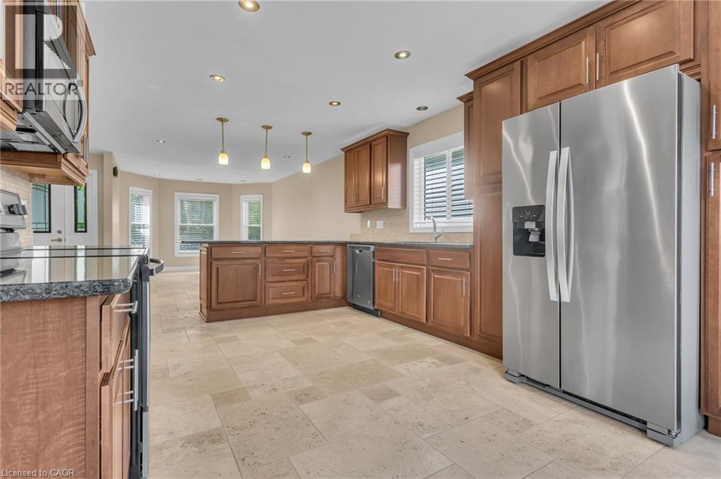 54 PEBBLE BEACH Court - 10
