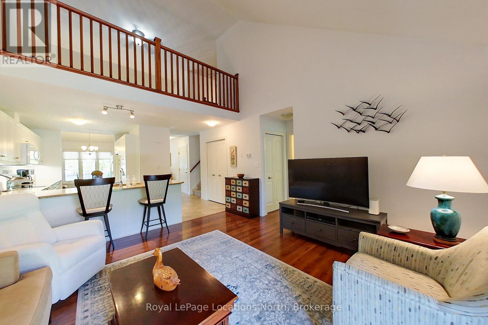 #18 111 EMPIRE LANE - 25