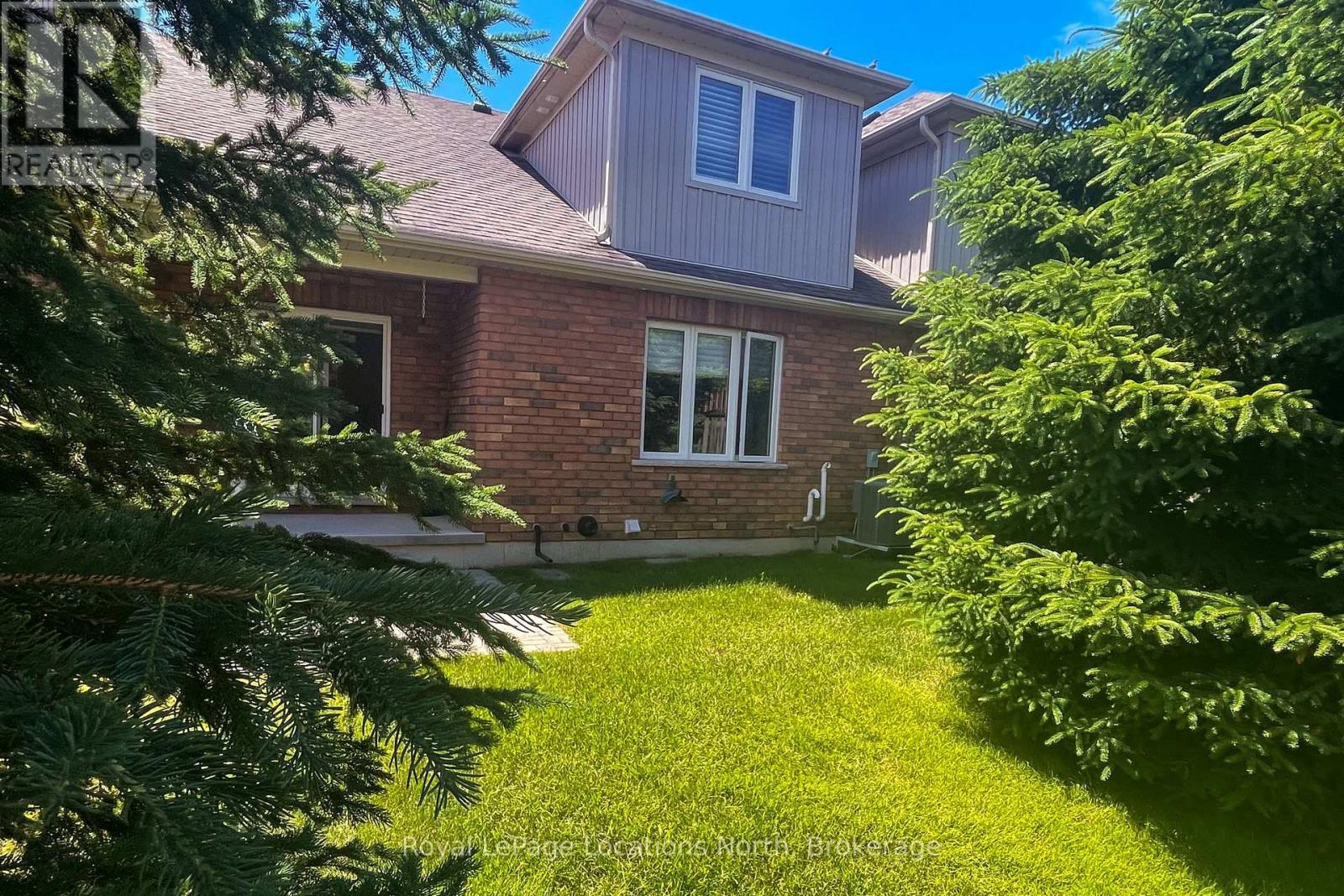 #18 111 EMPIRE LANE - 6