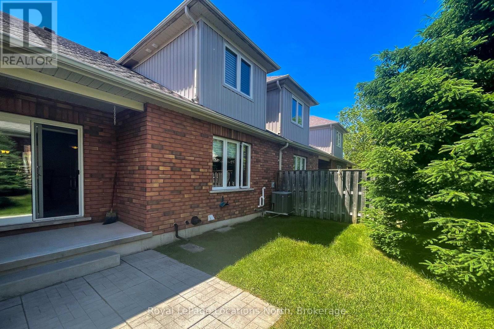 #18 111 EMPIRE LANE - 7