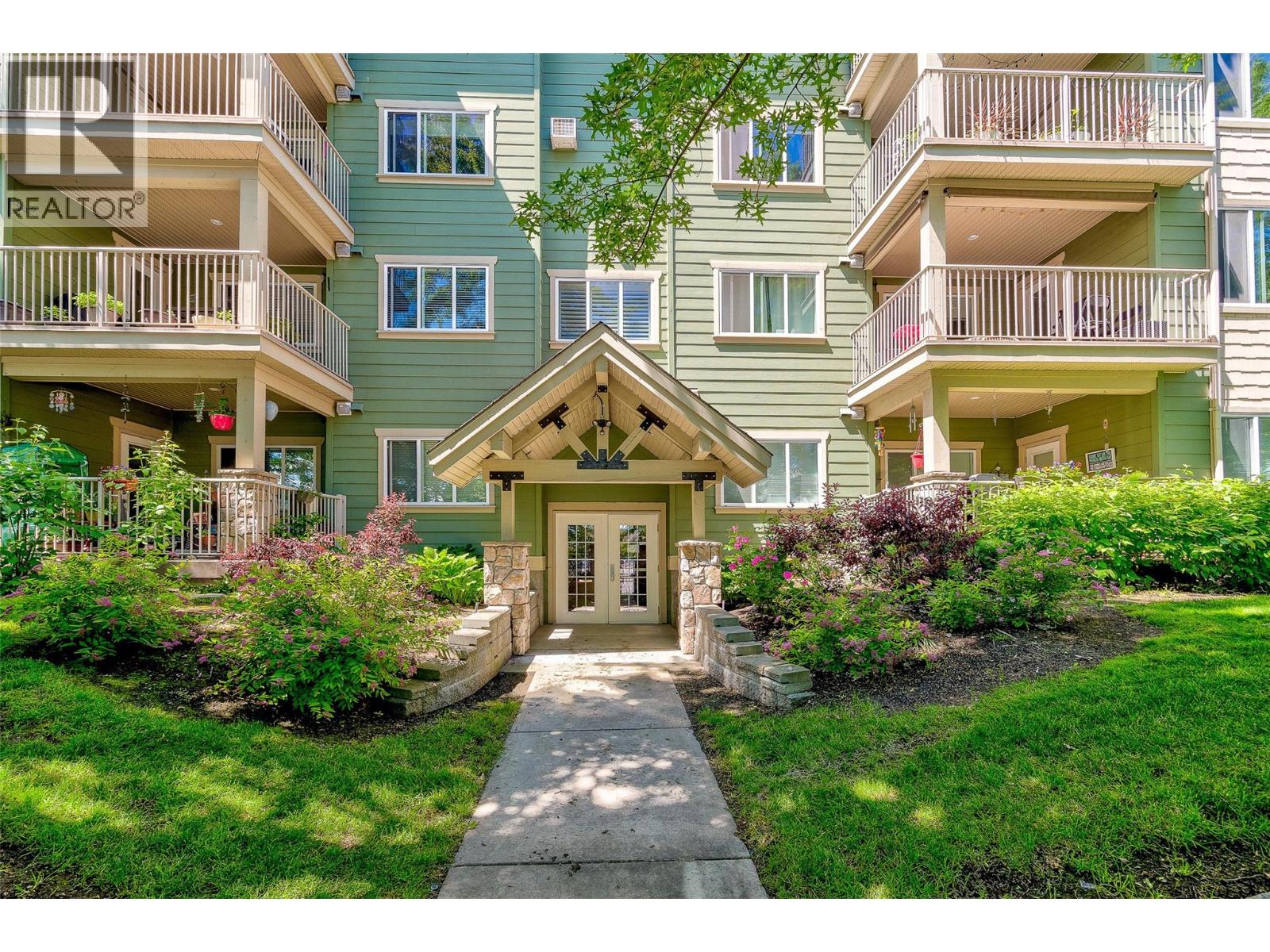 306 686 Lequime Road, Kelowna
