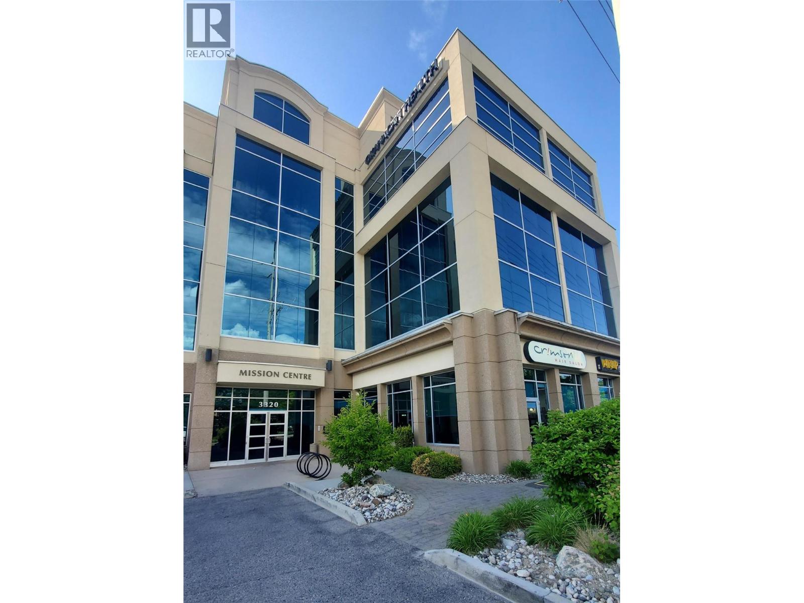 203 3320 Richter Street, Kelowna