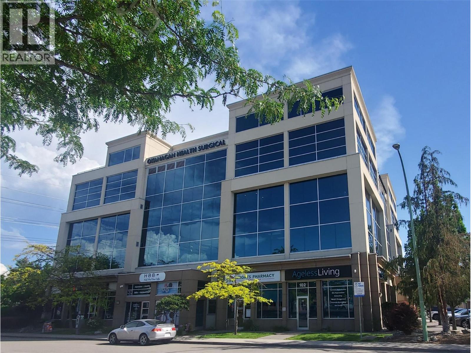 203 3320 Richter Street, Kelowna