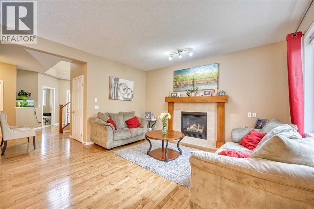 141 Royal Ridge Mount NW — photo 11