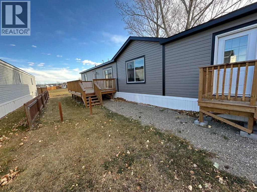24 Homestead Way SE - 2