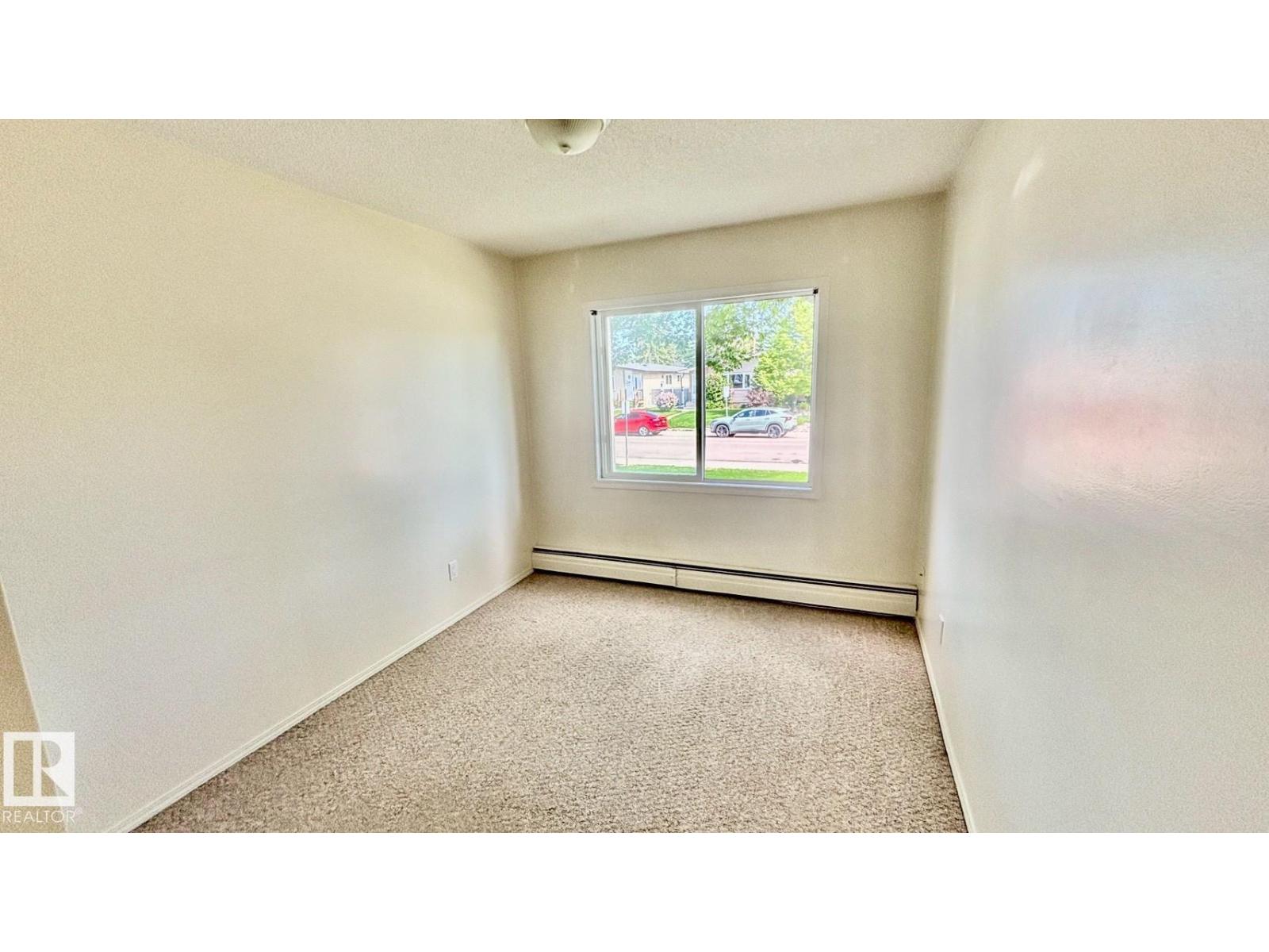 #203 11445 41 AV NW — photo 23