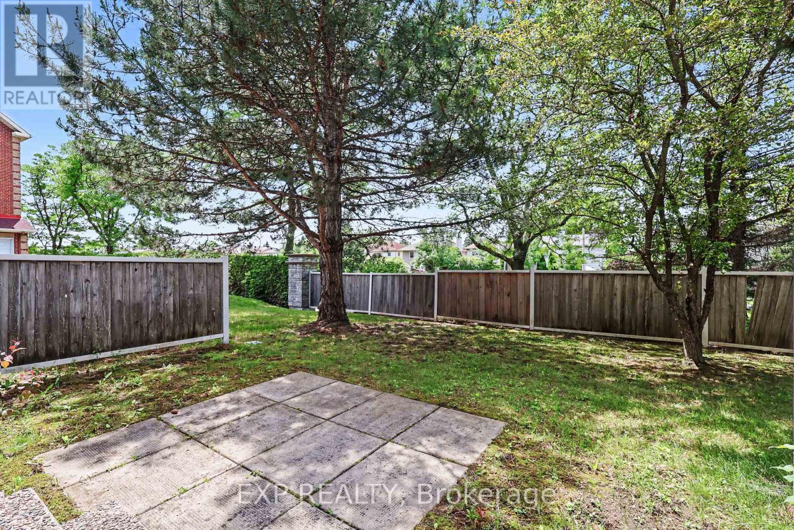 1856 SUMMERFIELDS CRESCENT - 21