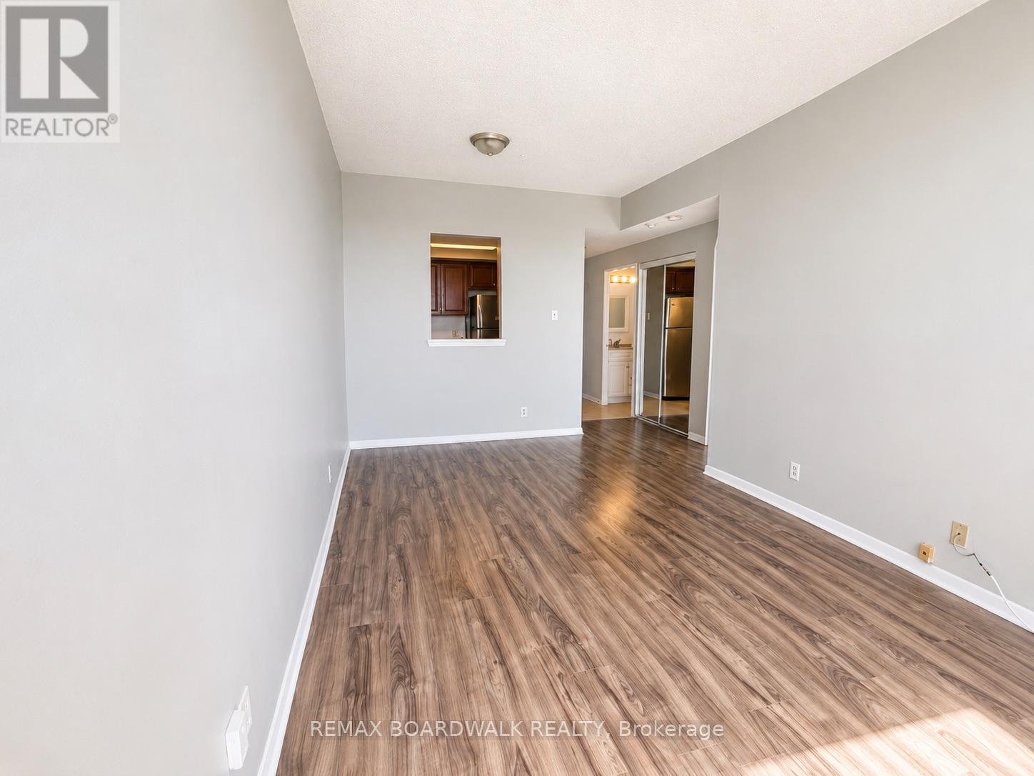 1 Bed, 1 Bath House for Rent in Ottawa – 907 – 35 HOLLAND AVENUE, Ottawa – MLS# X13458350 - Image 14