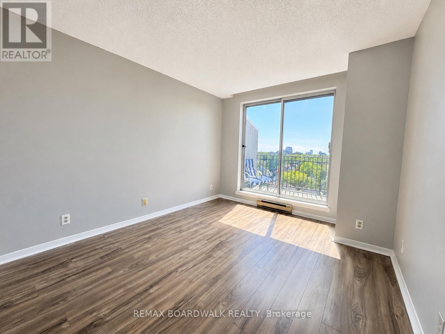 1 Bed, 1 Bath House for Rent in Ottawa – 907 – 35 HOLLAND AVENUE, Ottawa – MLS# X13458350 - Image 17