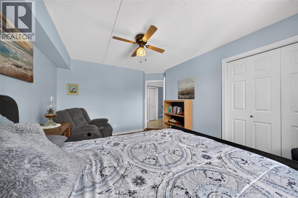#202 4850 GRAND BOULEVARD - 18