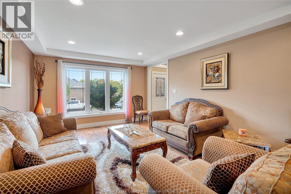 2264 DANDURAND - 14