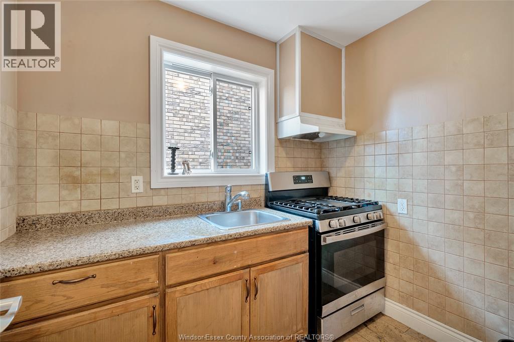 2264 DANDURAND - 11