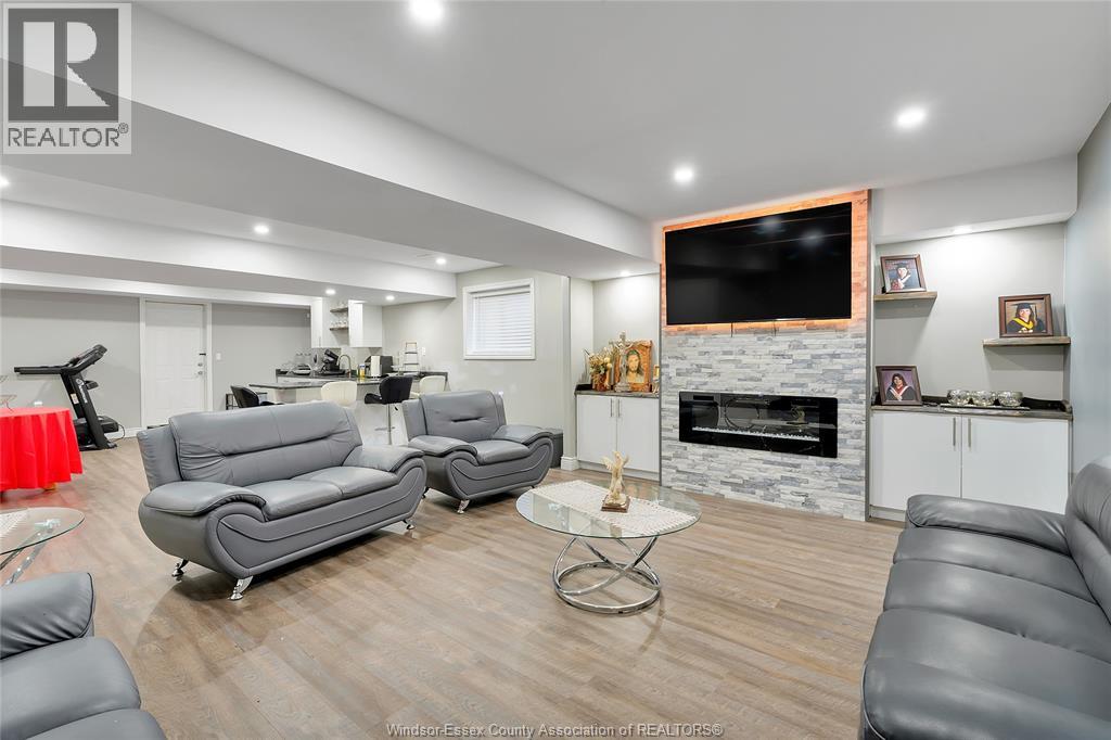 2264 DANDURAND - 27