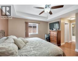 5pc Bathroom - 2264 Dandurand, Windsor, ON N9E4Z7 Photo 17