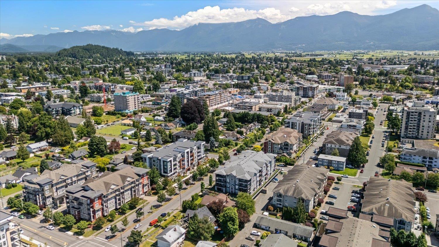 104 45630 SPADINA AVENUE, Chilliwack Proper West, Chilliwack