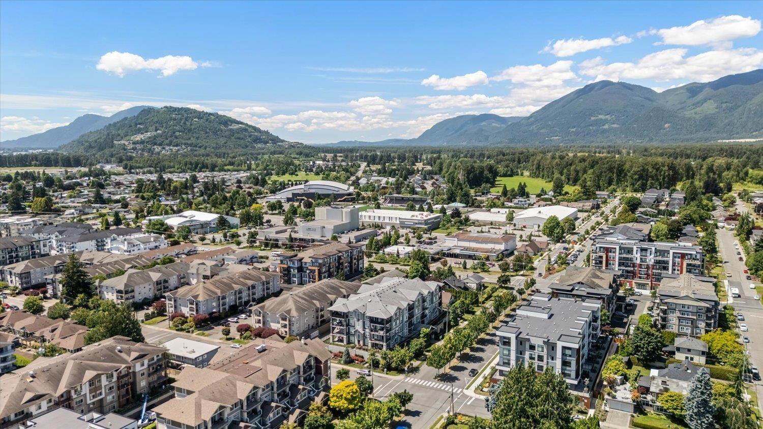 104 45630 SPADINA AVENUE, Chilliwack Proper West, Chilliwack