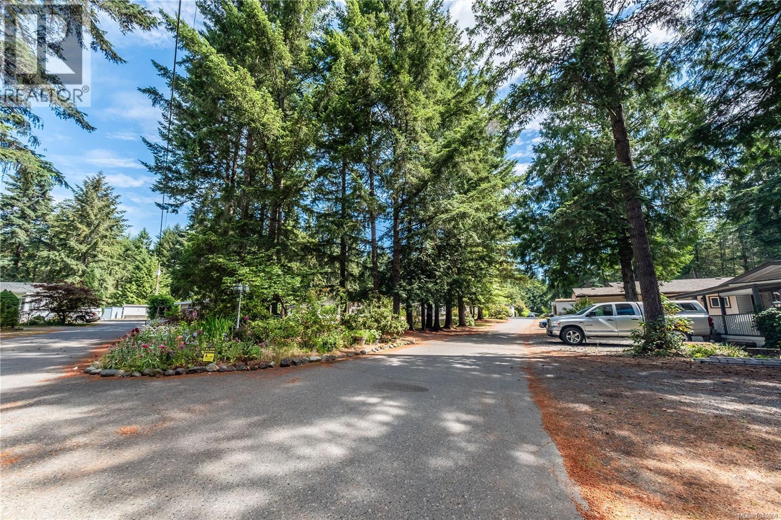 #7 1310 Spruston Rd - 44