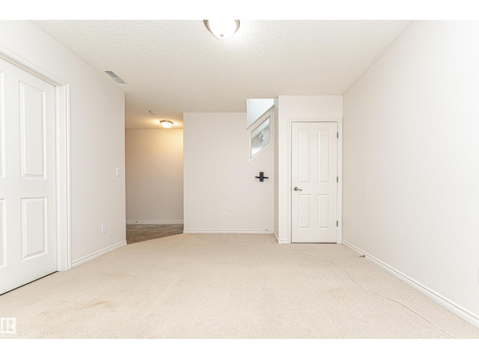 #103 13825 155 AV NW — photo 34
