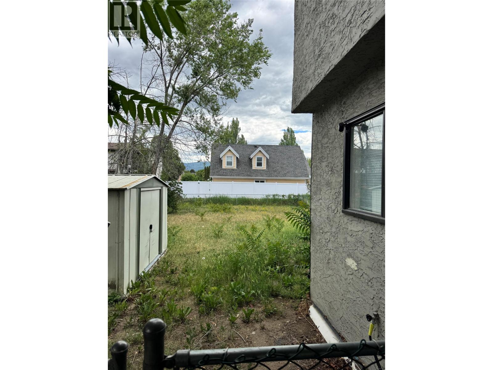 1033 / 1035 Laurier Avenue - 22