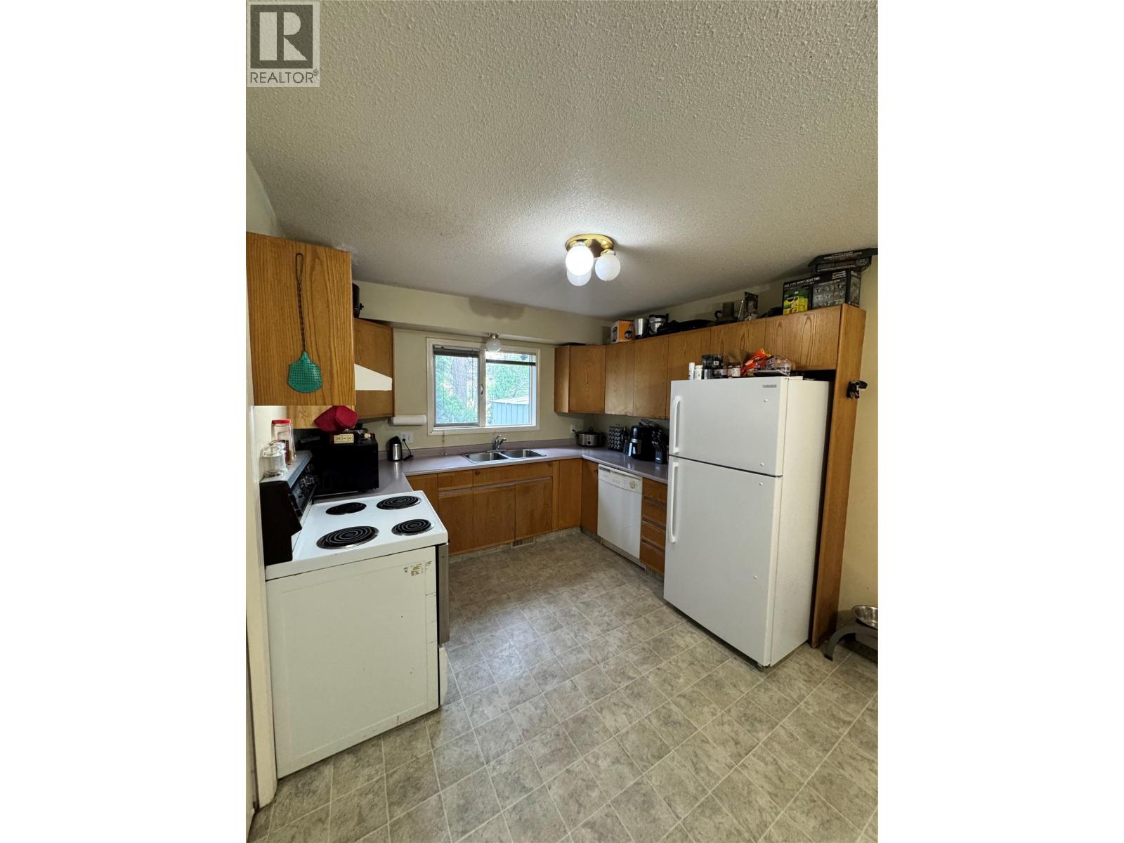 1033 / 1035 Laurier Avenue - 15