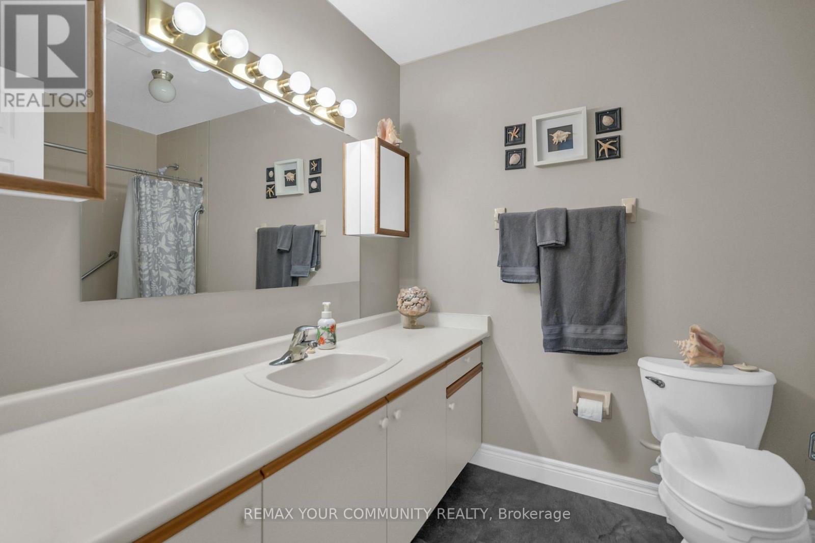 #210 111 GREW BOULEVARD - 30