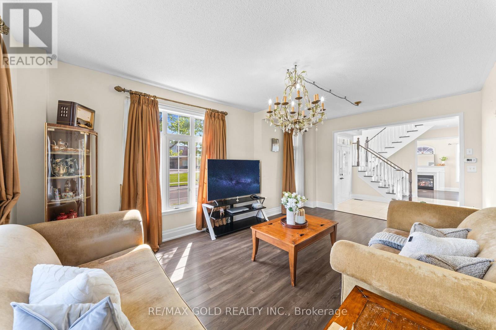 261 MOUNTAINASH ROAD - 14