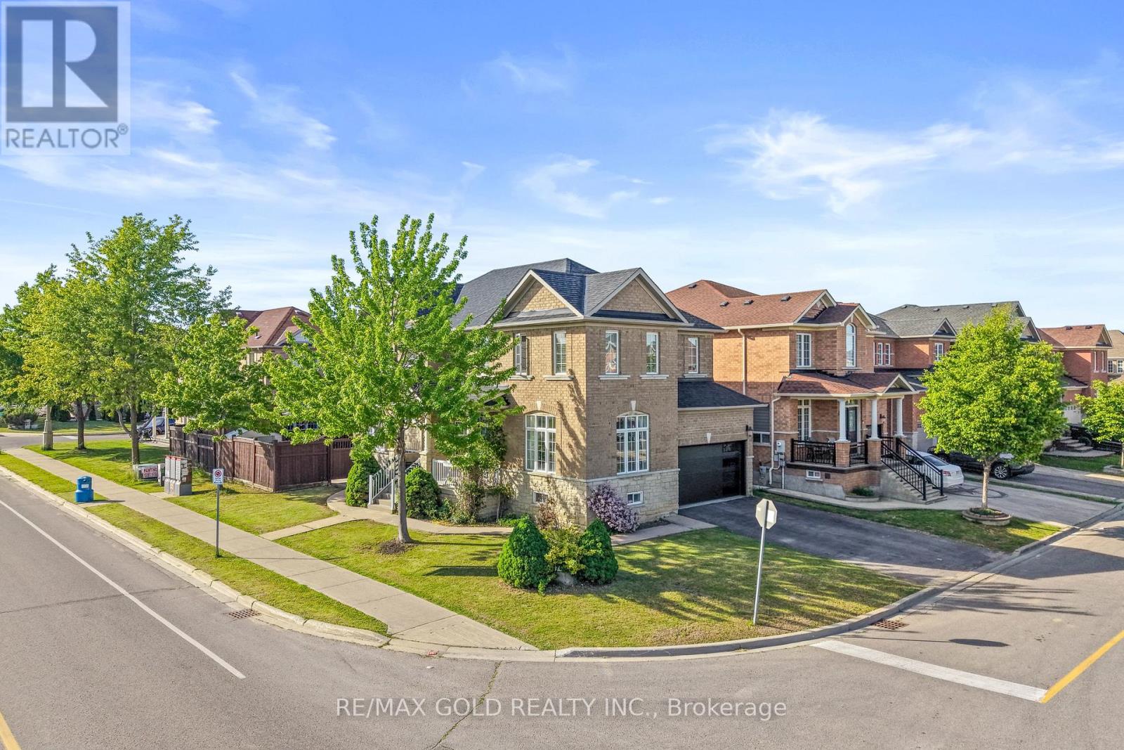 261 MOUNTAINASH ROAD - 3