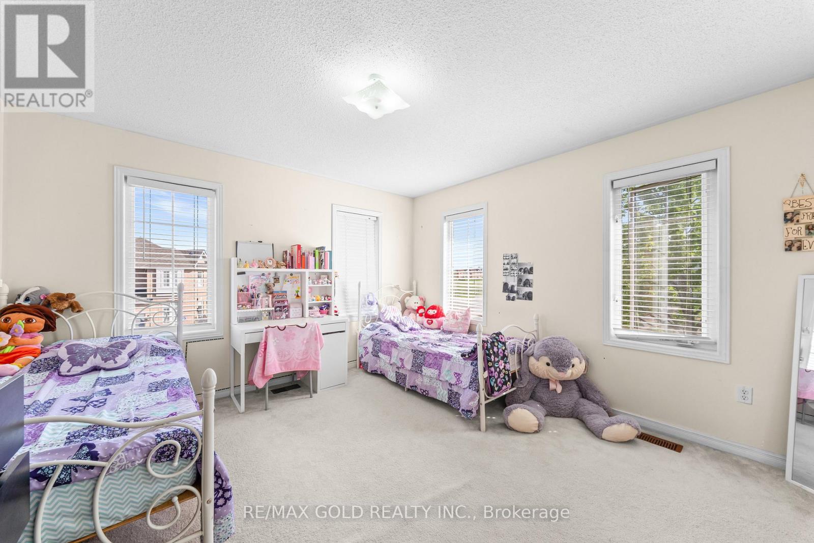 261 MOUNTAINASH ROAD - 30