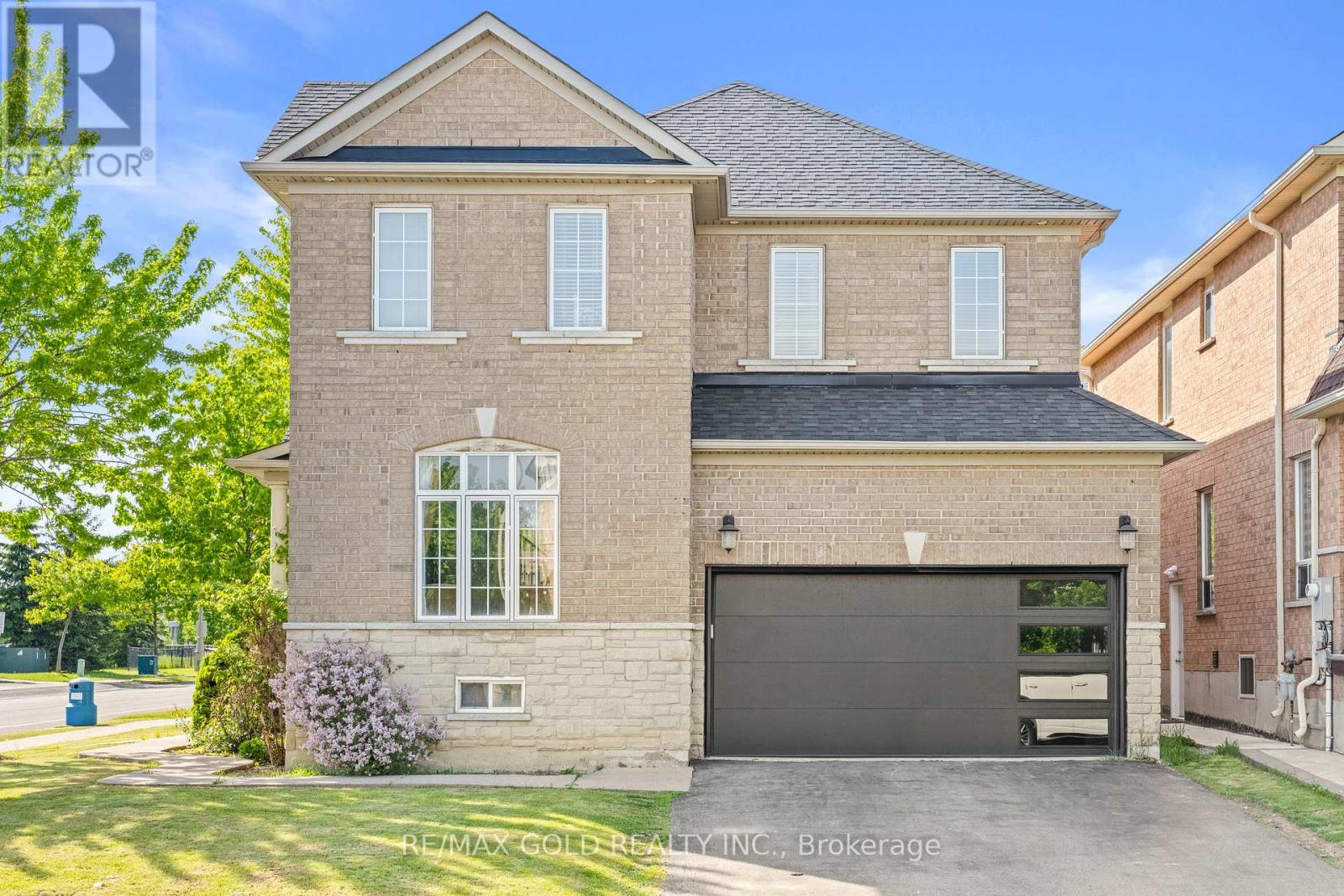 261 MOUNTAINASH ROAD - 4