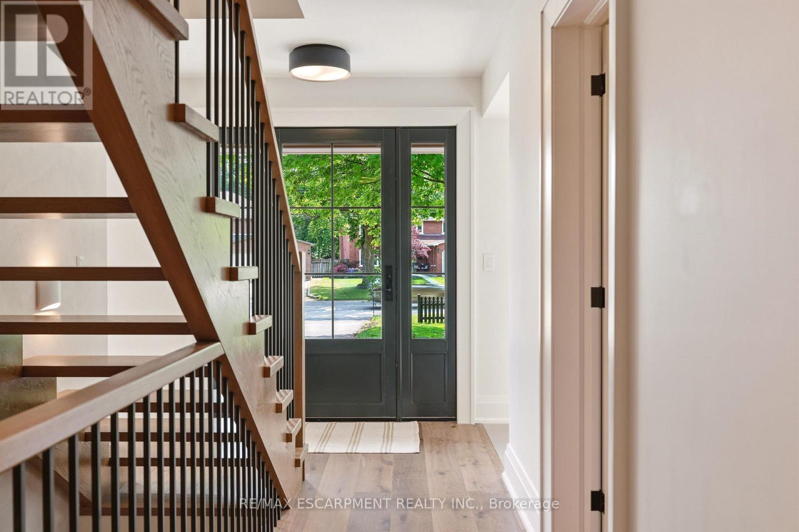 727 KING ROAD - 22