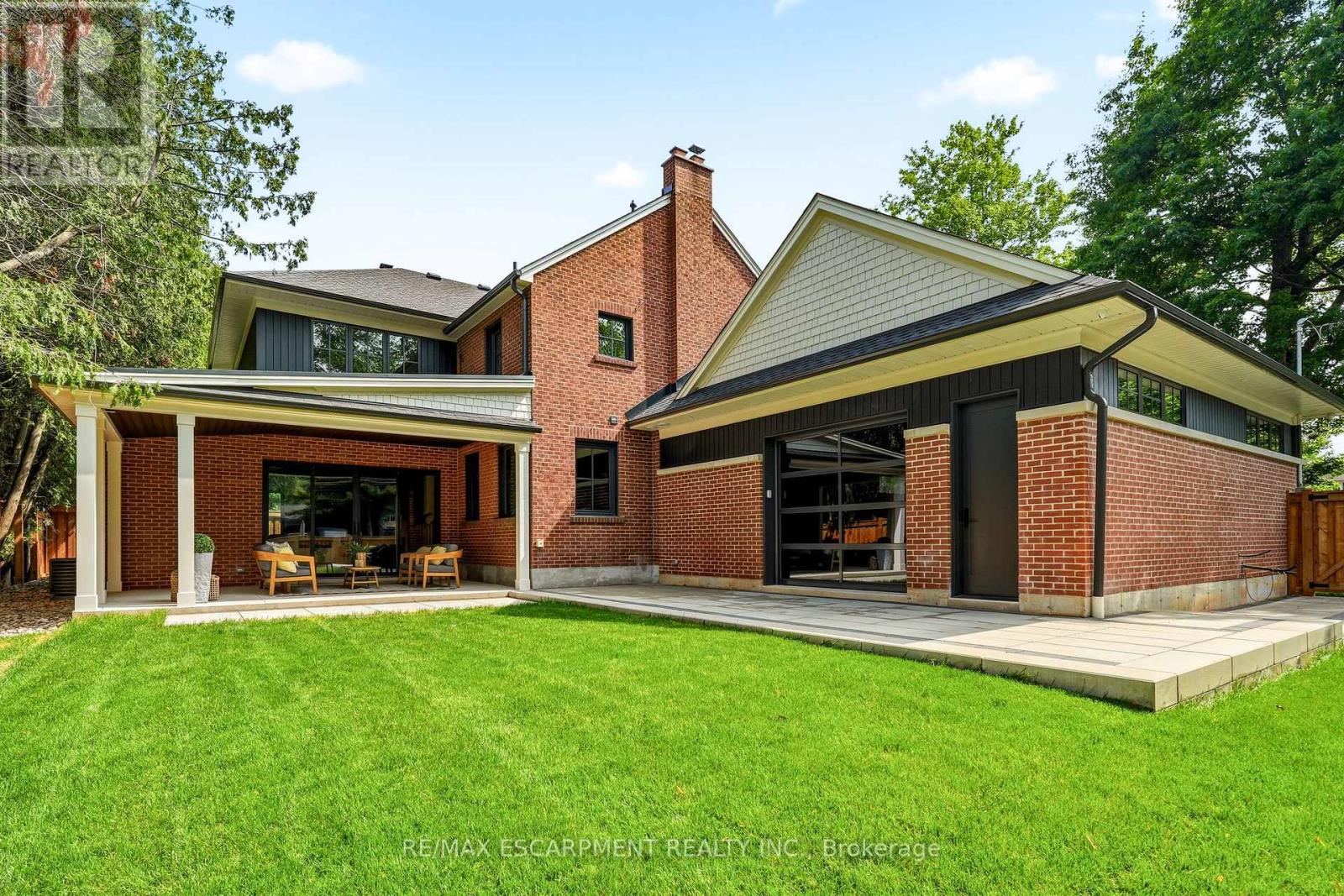 727 KING ROAD - 44